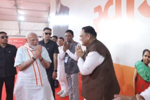 સુરત ખાતે  વડાપ્રધાન  Narendra Modi દ્વારા સુરત ખાતે પ્રધાનમંત્રી ગરીબ કલ્યાણ અન્ન યોજનાના અંદાજિત ૨,૦૦,૦૦૦ લાભાર્થી પરિવારોને વિનામૂલ્યે અનાજ વિતરણ કરવામાં આવ્યું.